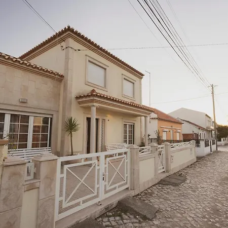 Best 41 - The Best Beach House In Peniche Holiday home Ferrel (Leiria)