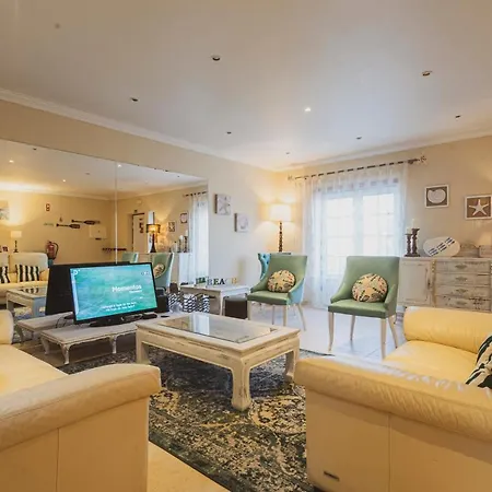 Best 41 - The Best Beach House In Peniche Ferrel (Leiria)
